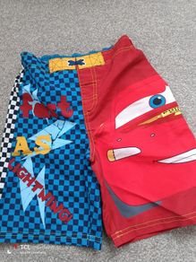NEW.boy's swim shorts. Age 5.H 110/116