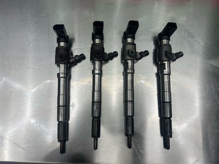 Fuel injectors 1.6 TDI VAG (Continental/VDO) 03L130277B