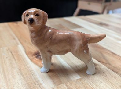 Beswick golden Retriever figurine