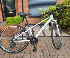 26" aluminum bike will suit 9-12y 135-150cm