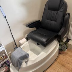 pedicure chair