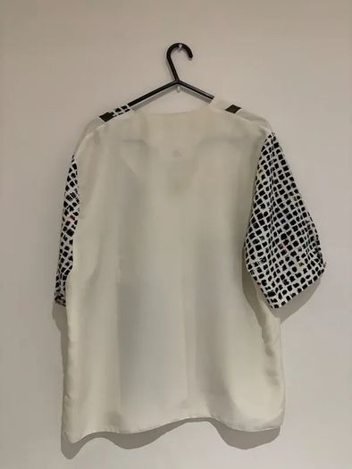 Vintage Abstract Print Blouse Cream & Black Graphic Top 80s/90s Style