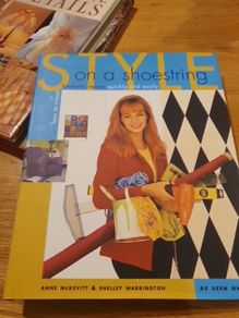 Style On A Shoestring  How to Create Fantastic Rooms Quickly And Easily  In Very Good Condition From Pet Smoke Free Home