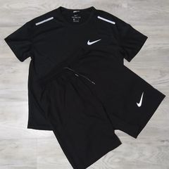 Black Nike performance t-shirt and shorts