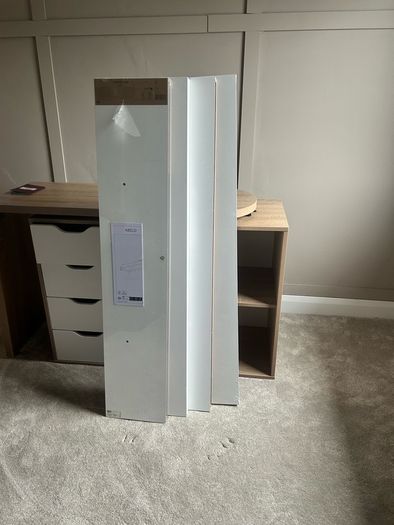 4 x Floating shelves