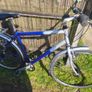 Hybrid bike Image 2
