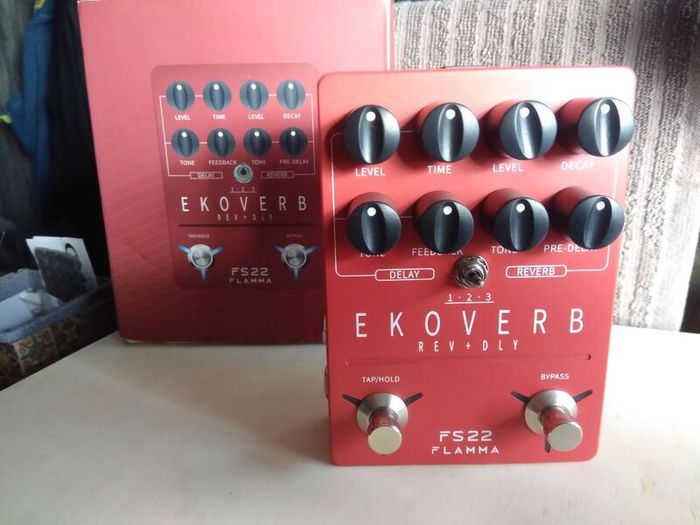 Flamma Innovation EkoVerb delay reverb pedal