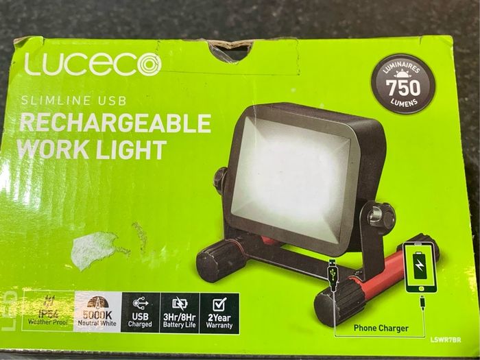 Luceco Rechargeable Work Lamp 750 Lumen