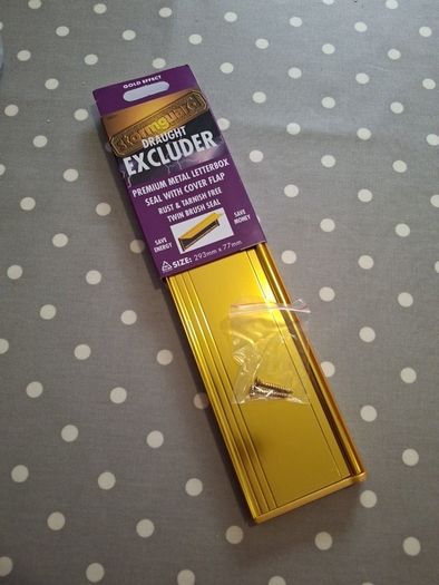 Letter box for door