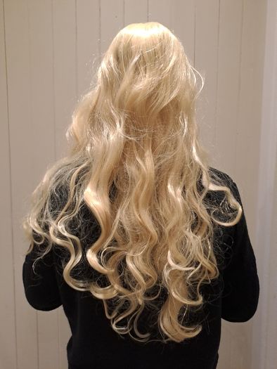Long blond curly hair Wig