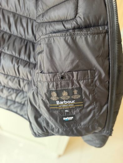 Barbour light padded jacket XL (unworn)