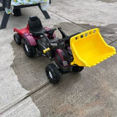 Valtra Toy Tractor