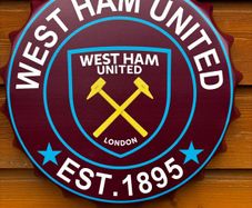 West Ham metal wall bottle cap