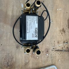 Domestic water pressure pump