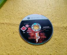 Resident evil 5 Xbox 360 games Original Pal version