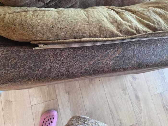 FREE Large Modular Sofa Suite  with 5 Easy to Move Sections