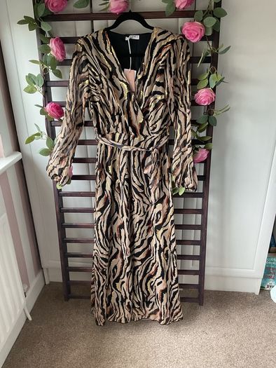 dress Bnwt animal print dress Lille rose brand s/medium wrap effect dress