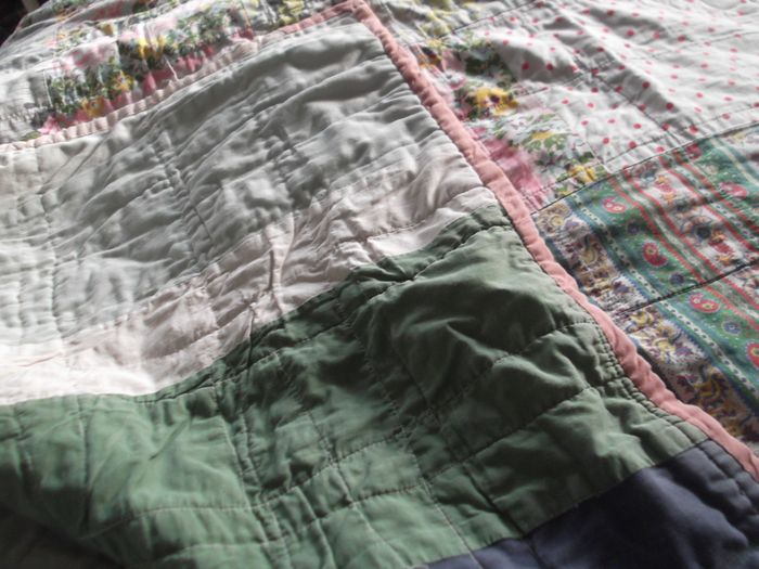 vintage scrap quilt, antique quilt, Rag quilt