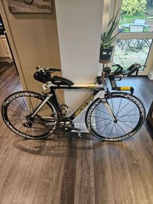 Scott Plasma triathlon/time trial bike