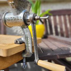 Spong National Meat Mincer