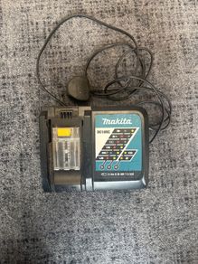 Makita battery charger