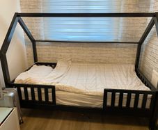 Single kids bed