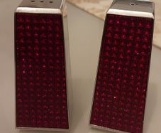 salt n pepper shakers