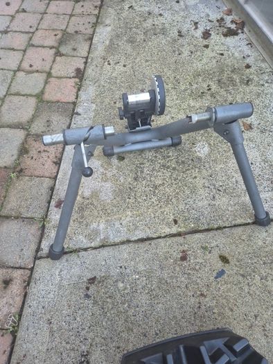 Cycleops Turbo Trainer plus front wheel  raiser