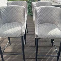 Bar stool