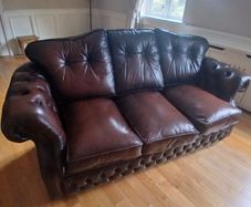 Chesterfield 3 peice suite brown button backed lea