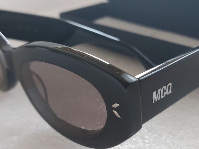 McQ by Alexander McQueen Sunglasses