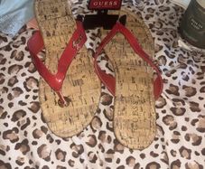 guess flip flops