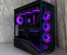 High End Gaming PC | RTX 5070 ti 16GB / Ryzen 9800x3d / DDR5