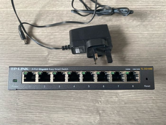 TP Link Network Switch