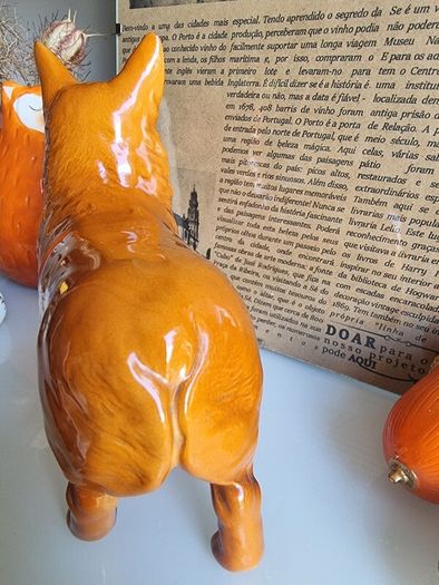 Beswick england ceramic figure Corgi