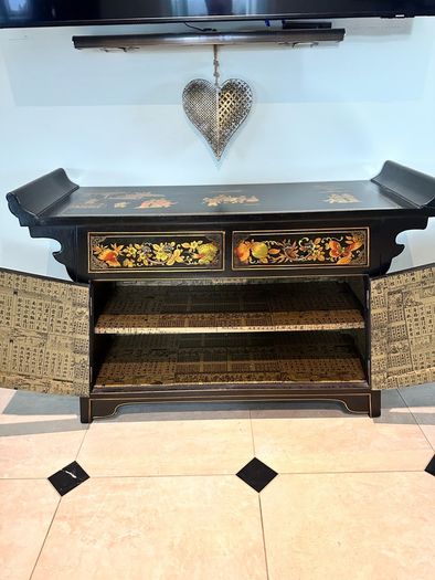 Chinese cabinet
