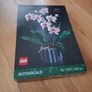 LEGO Botanical Collection 10311 Orchid Image 3