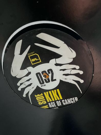 10e each Techno 12" vinyl