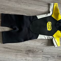 Wetsuit boys or girls 5,6,7,8 years