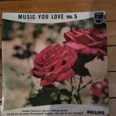 Music You Love No 5 45 RPM Extended Play Philips NBE 11110 Mozart Brahms Kunneke Warlamoff