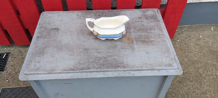 Karmony Shape Rose Pattern Vintage Dinnerware
