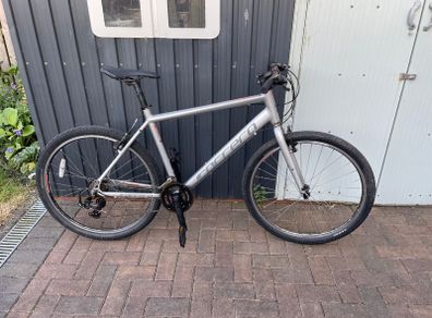 Carrera Bike