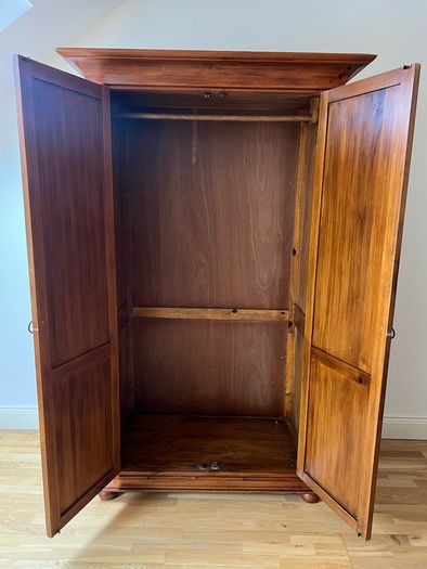 wardrobe