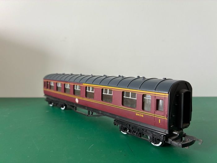 Two OO Gauge Red Passenger Coaches