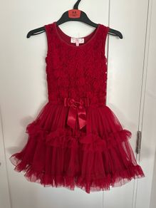 Stunning special occasion dress for a girl, 5-6 years (116cm)