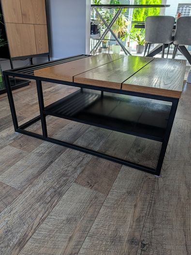 Industrial style coffee table with oak top and metal frame