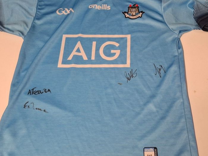 Dublin GAA (Autographed) O'Neills Gaelic Football Jersey (Youths 13 Years) FREE POST