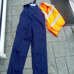 Large. Bib.  And. Brace. Overalls.  And. Large. Vizzi