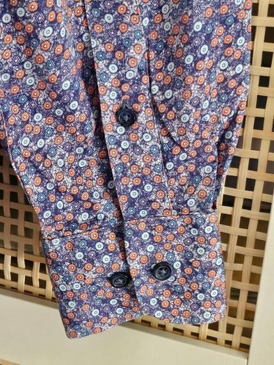 6th Sense Shirt M New