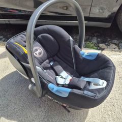 cybex aton M-i size